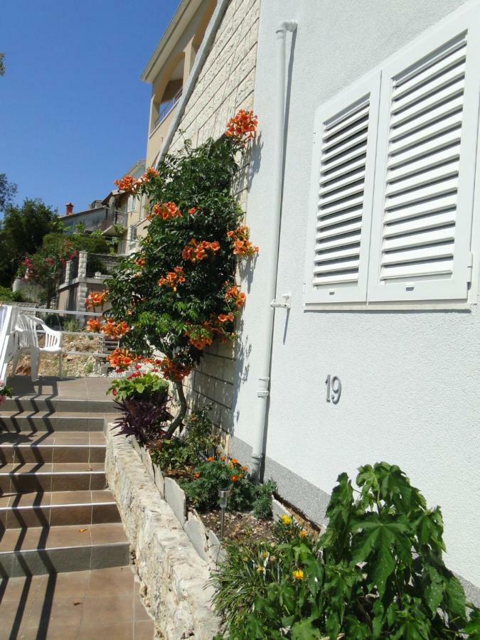 Mir Apartments Primošten Buitenkant foto