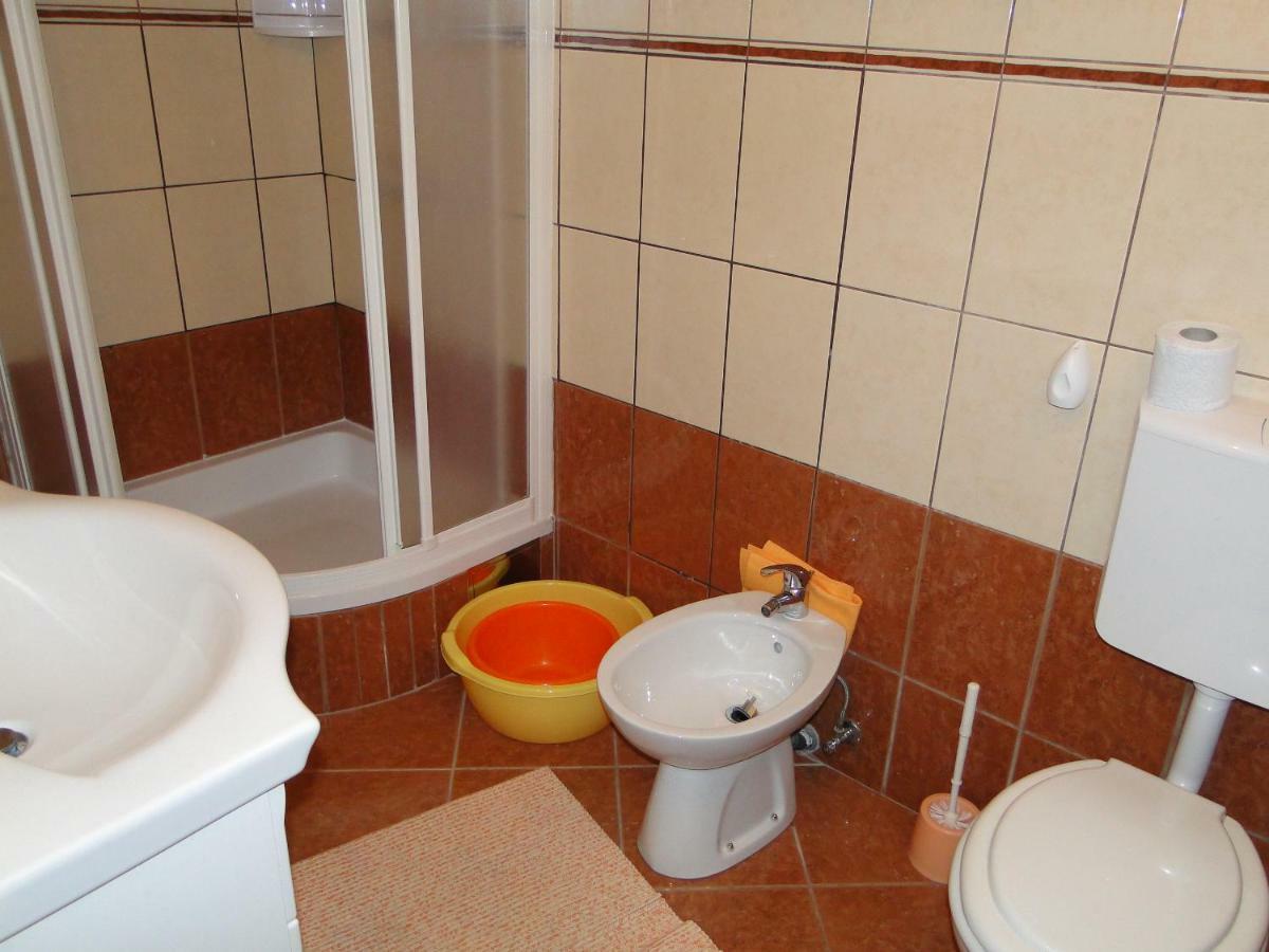 Mir Apartments Primošten Buitenkant foto