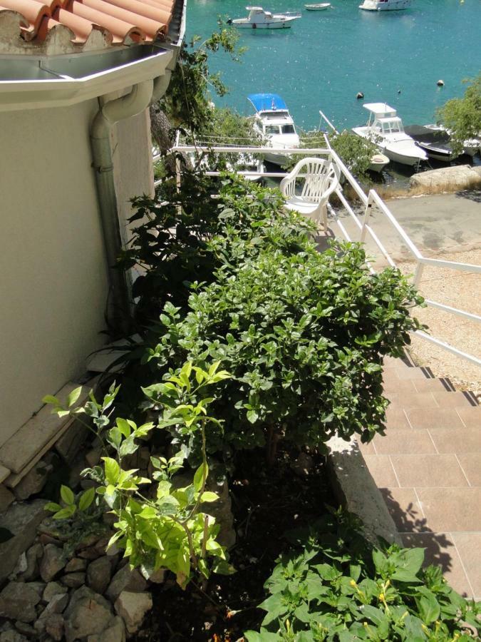 Mir Apartments Primošten Buitenkant foto