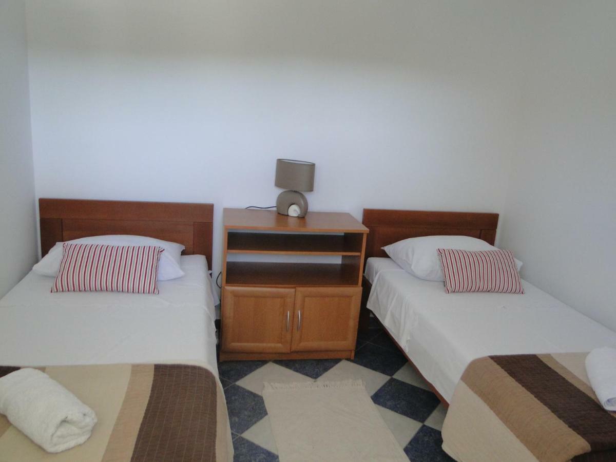 Mir Apartments Primošten Buitenkant foto