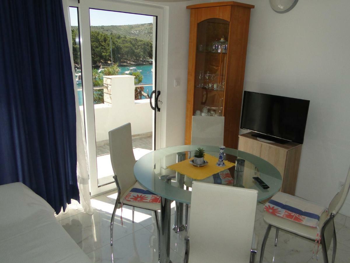 Mir Apartments Primošten Buitenkant foto