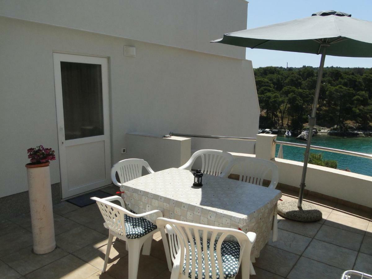 Mir Apartments Primošten Buitenkant foto