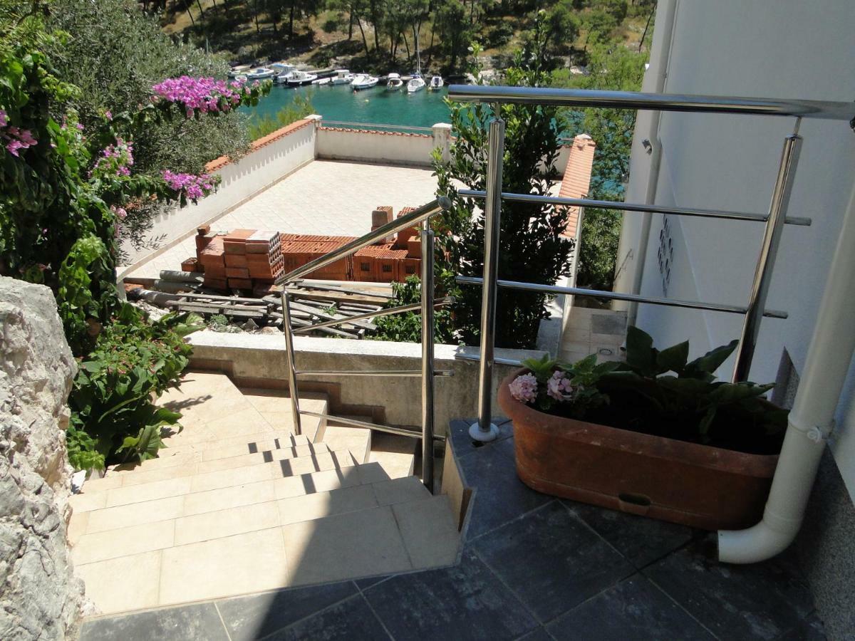 Mir Apartments Primošten Buitenkant foto